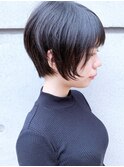 黒髪ショート オフィスコンサバ