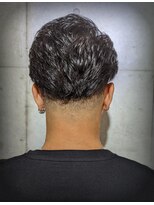 バーバーバー 八広(BARBER-BAR)&nbsp;スキンフェード×ミドルヘア