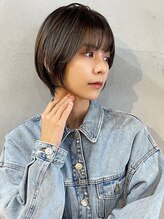 ネリ(nely) 【nely】大人可愛い20代30代40代ひし形小顔ショート