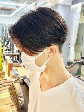 リード(REEED) センターパート/マッシュ/縮毛矯正