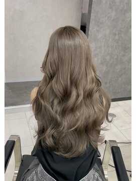 アンドリルム 梅田(&Lillme) 大人グレージュ