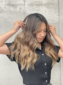 モニカ(MONIQA) ブルネットバレイヤージュ