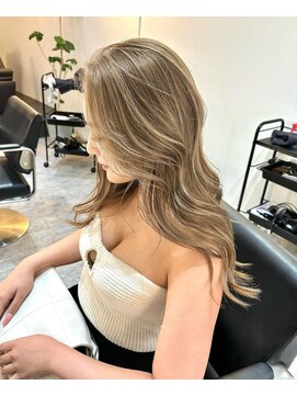 ブレンド 渋谷(BLend) ハイライトブルージュマチルダボブインナーグレージュ前髪