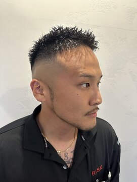 ステイジー(STAYG) スキンフェードベリーショート