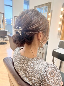 コワファースト  させぼ五番街店(COIFF1RST) お呼ばれシニヨンアレンジ★