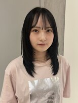 ヨーク(YOKE)&nbsp;【YOKE】ミディアムレイヤーハッシュカット顔周りレイヤー