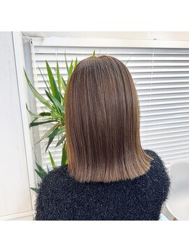 アオ 岡野 横浜(a-o) 【洗練された上質なヘアカラー】マロングレージュxハイライト＊