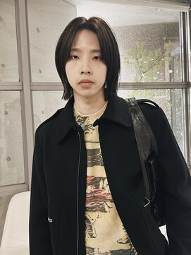 メゾンアクア 表参道(Maison ACQUA) =メンズボブ/フェザーパーマ／MEN’S HAIR/ブルーブラック