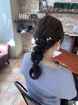 リュクスフォーヘアー アヴェダ(LUXE for hair AVEDA) 20代30代女性×編みおろし×ヘアセット