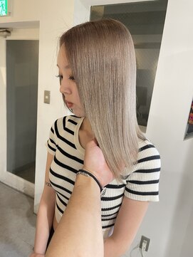 タオ 河原町(Tao) ハイトーン×ミルクティーベージュ 宮本一真