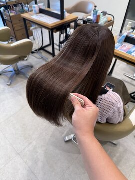 アローム(alom) 【零也】髪質改善酸性ストレート