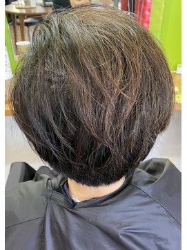 ニコ ピカビア(nico picabia) グラデーションショートボブ