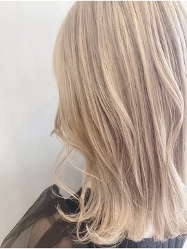 アーサス ヘアー デザイン 上越店(Ursus hair Design by HEADLIGHT) tomo だからできる大人気ブランドカラー