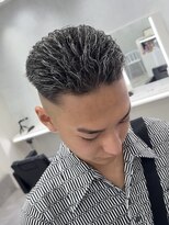 ルースト 西院店(ROOST)&nbsp;MEN’S HAIR/極道パーマ/ホワイトハイライト/眉毛カット