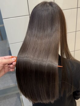 スノッブ(SNOB)の写真/【圧倒的な支持!!お洒落×髪質改善】家に帰ってもキレイが続く！本格的なケアが出来るSalon＜SNOB＞