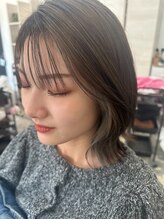 ボンドヘアステージ 良福寺店(BOND hair stage) アッシュカラー×インナーカラーで魅せる、かわいいボブスタイル