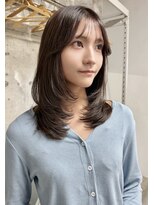 イン(in.)&nbsp;【小顔・顔まわり】艶カラー/大人レイヤーカット