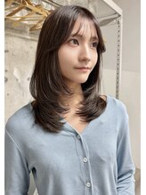 イン(in.) 【小顔・顔まわり】艶カラー/大人レイヤーカット