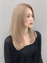 トリニティ(trinity)&nbsp;ブリーチ ダブルカラー ミルクティーベージュ ハッシュカット