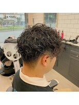 バーバーショップ キングスマン(barber shop Kingsman) スパイラルパーマ