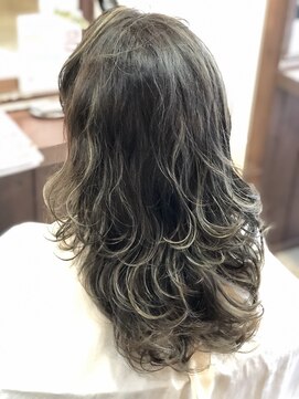 キー(kｅｙ) アッシュブルー