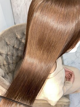 エスカーラ 表参道(THE ESCALA) 相田担当髪質改善トリートメントリアルお客様!525