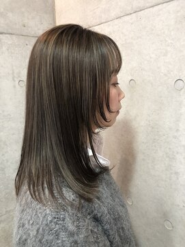 ムーサ(musa) シャギーセミディ