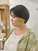 リッカ(RICCA)&nbsp;夏スタイル☆イエローカラーとセンターパートの丸みショート