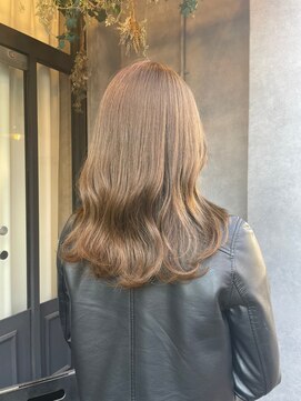 ナンバー ジルバ 立川(N° jillva) 大人かわいい美髪/こなれミディ/ペールベージュ