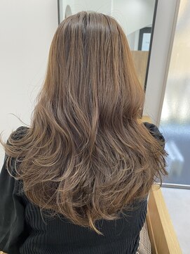 ラシル バイ レストプラス(racil by rest plus) オリーブベージュとレイヤーカット◎