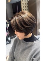 ゼンコー 国分寺(ZENKO)&nbsp;[白髪ぼかし] 筋感ベージュハイライト×ショート