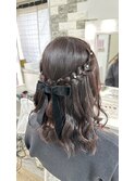 三つ編みハーフアップ