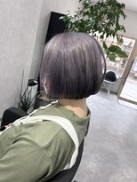 アンティア小作(ANT‘IA) ラベンダーシルバー。ミニボブ
