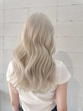 イロ(iro.) ホワイト