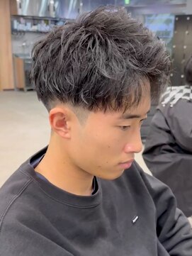 エルマーク 枚方(L-MARK) スパイラルパーマツイストパーマアップバング短髪メッシュ