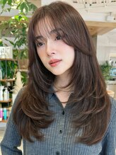 グランド(GRAND) ロングヘア30代40代ストレートレイヤー前髪なし表参道【古岡】