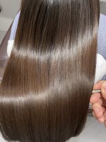 ライア 下北沢(laia)&nbsp;ツヤ髪ロングヘア【髪質改善 下北沢 トリートメント】