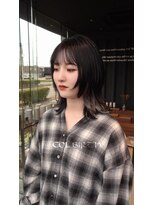 コルバース(COL BIRTH)&nbsp;【yui担当】ウルフカット/イヤリングカラー/シルバー