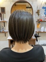 ヴィアンカ(Vianca) 透け感ショートボブ
