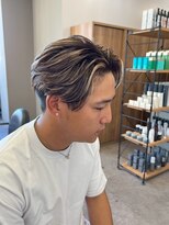 リッチブランドアンドコー 守口店(Rich Brand&Co)&nbsp;スパイラルパーマツイストパーマアップバング短髪メッシュ