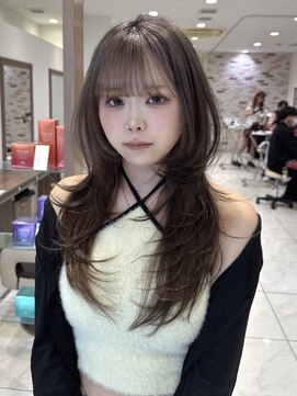 アッシュ 新杉田店(Ash) ハッシュカット×透明感グレージュカラー