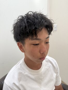アップリップスダブリュー(Uplips.w)の写真/ラフなのに、なんかカッコいい。作り込みすぎない自然なスタイルに、トレンド感をプラス。