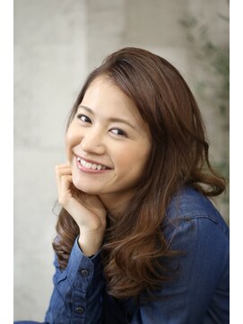 ヘアアンドスパ コー(hair&spa KO) 大人女子/巻き髪ロングスタイル