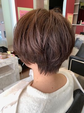 ミズグラート(Ms. grato) 大人のフェミニンショート