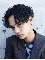 フィフス(fifth)&nbsp;前下がりスパイラルパーマ  くせ毛風パーマ ソフトツーブロック2