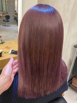 ジーナ 福岡天神(Zina) 小顔セミウェットウェーブピンクベージュハイライトカラー