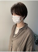 ハンサムショート　ショートボブ　毛流れショート