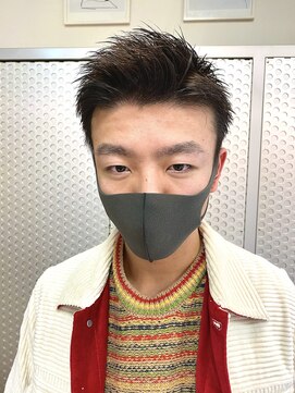 テテ(TETE) 黒髪/ショート/刈り上げ