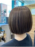 大人のミニボブとハイライト/垂水