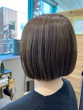 アトリエ タキ(atelier.taki) 大人のミニボブとハイライト/垂水